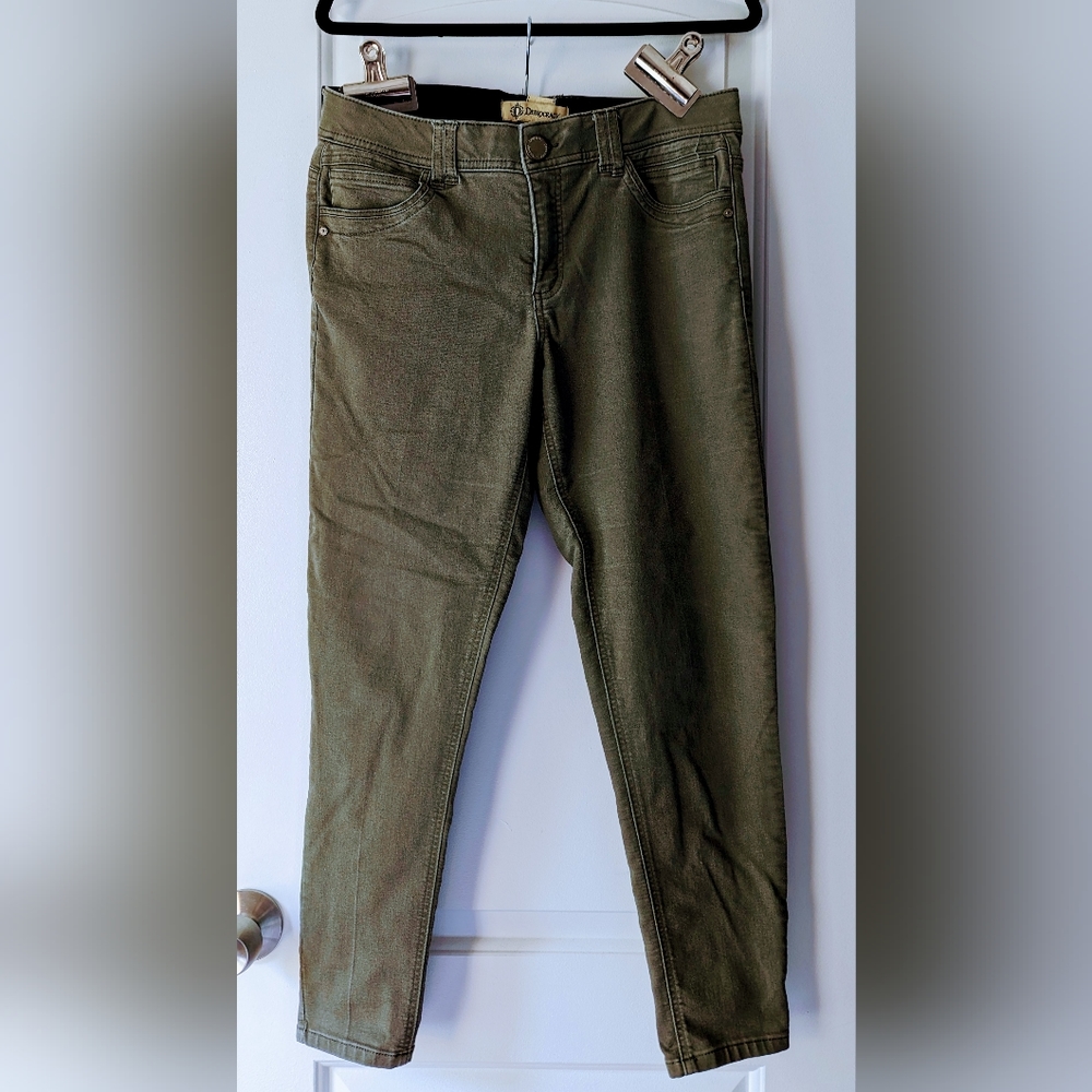 Democracy "Ab Technology" Pants, Size 10, Olive Green